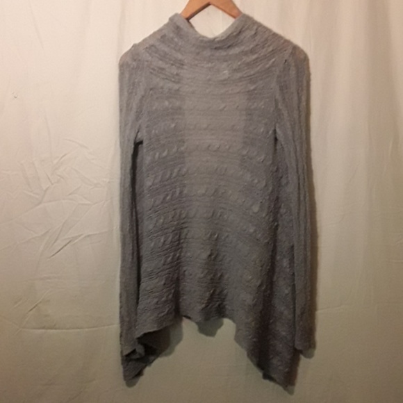 Light Sweater - Picture 3 of 7